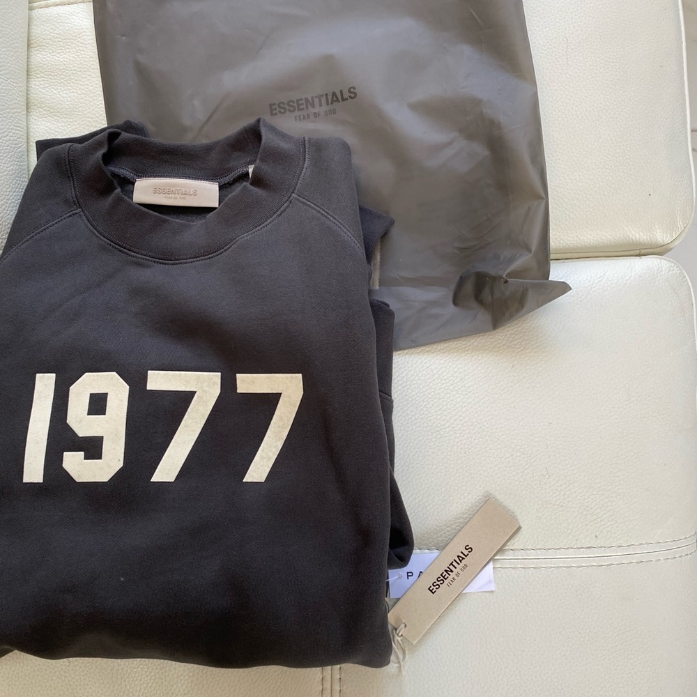 Crewneck